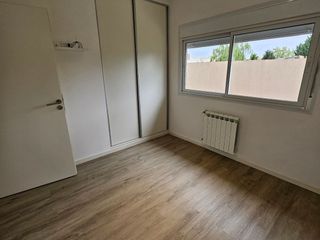 Foto 8 de Casa en venta de 3 dormitorios en Las Acacias