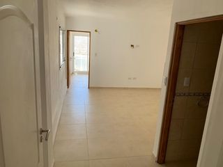 Foto 8 de Departamento en alquiler en Santa Teresita