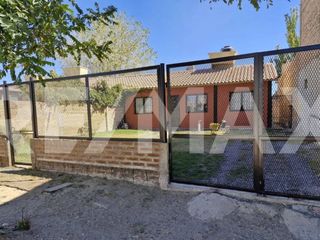 Foto 1 de VENTA CASA 3 DOMITORIOS ZAPALA