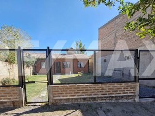 Foto 2 de VENTA CASA 3 DOMITORIOS ZAPALA