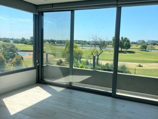 Foto 17 de VENTA CASA 7 AMB con SENSACIONAL VISTA AL GOLF