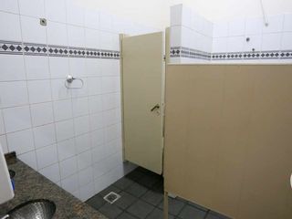 Foto 17 de VENTA COMERCIAL EN BLOQUE EN ISIDRO CASANOVA