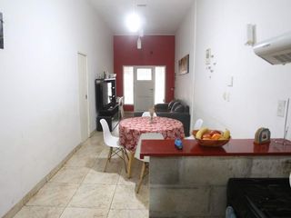 Foto 4 de VENTA COMERCIAL EN BLOQUE EN ISIDRO CASANOVA