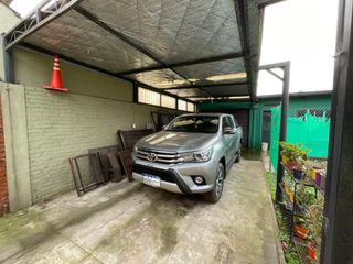 Foto 33 de VENTA CASA 4 AMB CON GARAGE Y JARDIN EL TALAR