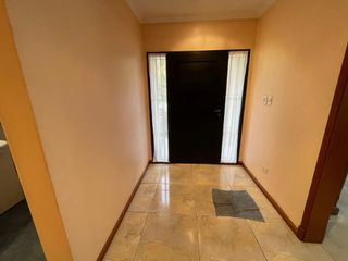 Foto 7 de VENTA CASA 4 AMB CON GARAGE Y JARDIN EL TALAR