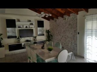 Foto 2 de Propiedad con piscina en alquiler