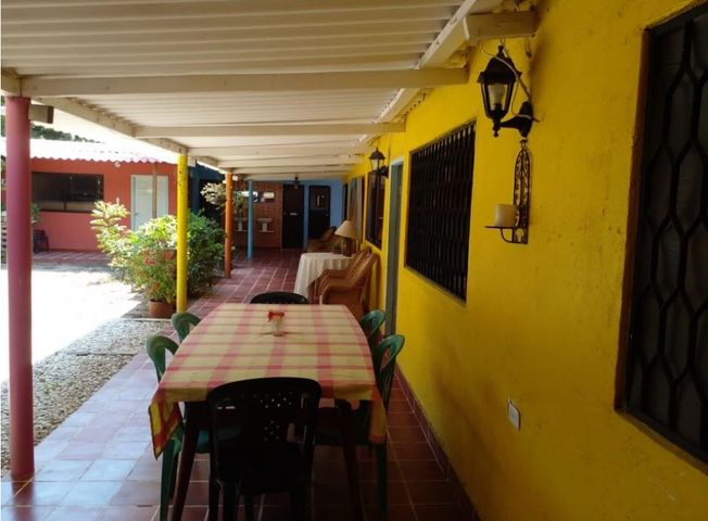 place photo 18