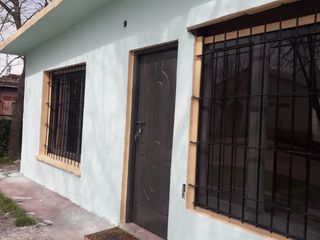 Foto 2 de CASA EN VENTA ZONA CENTRICA PIPINAS PUNTA INDIO