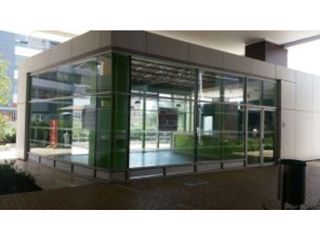 Foto 2 de SE VENDE LOCAL COMERCIAL SECTOR 127 AV CORDOBA