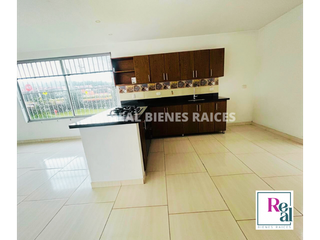 Foto 2 de ARRIENDO CASA ESQUINERA UNIFAMILIAR CERCA AL CENTRO COMERCIAL VIVA