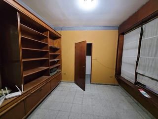 Foto 7 de Casa con local en alquiler