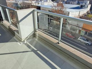 Foto 12 de Departamento en  alquiler en Edificio San Marino X (San Martín y España)