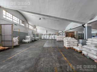Foto 10 de Alquiler Deposito 4.155 m2 con oficinas y playa de maniobra Munro Vicente Lopez