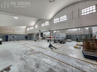 Foto 4 de Alquiler Deposito 4.155 m2 con oficinas y playa de maniobra Munro Vicente Lopez