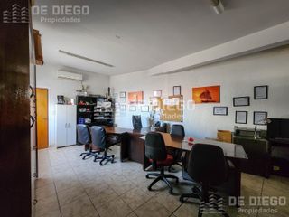 Foto 23 de Alquiler Deposito 4.155 m2 con oficinas y playa de maniobra Munro Vicente Lopez