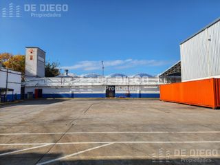 Foto 16 de Alquiler Deposito 4.155 m2 con oficinas y playa de maniobra Munro Vicente Lopez
