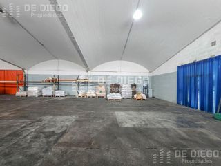 Foto 8 de Alquiler Deposito 4.155 m2 con oficinas y playa de maniobra Munro Vicente Lopez