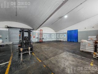 Foto 13 de Alquiler Deposito 4.155 m2 con oficinas y playa de maniobra Munro Vicente Lopez
