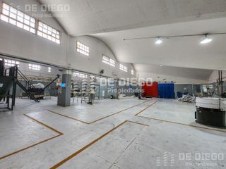 Foto 3 de Alquiler Deposito 4.155 m2 con oficinas y playa de maniobra Munro Vicente Lopez