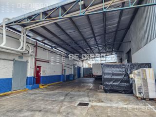 Foto 24 de Alquiler Deposito 4.155 m2 con oficinas y playa de maniobra Munro Vicente Lopez