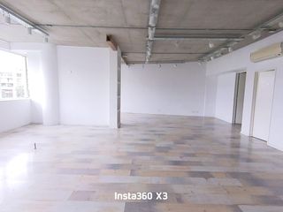 Foto 2 de Oficina en  Alquiler  en edificio Puerta Norte, Nordelta.