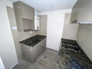 Foto 3 de Venta - Departamento 1 dormitorio con balcon , patio y parrillero