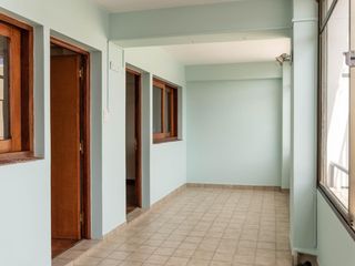 Foto 5 de Departamento de 2 Dormitorios y cochera en Alquiler- calle Alvarado, Salta