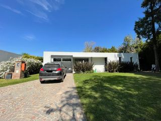 Foto 2 de Casa en Venta 6 Ambientes en Barrio La Montura, Pilar
