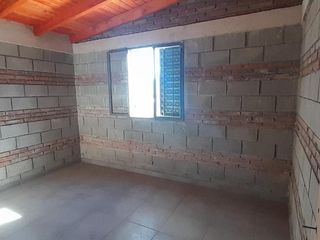Foto 4 de ALQUILA CABAÑA  CON PILETA BIALET MASSE MIRADOR DEL LAGO A 4 KM RUTA 38 METROS DEl RIO TANTI REF2019