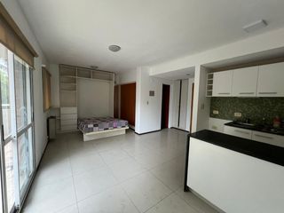 Foto 1 de Departamento en  alquiler amplio monoambiente barrio Martin