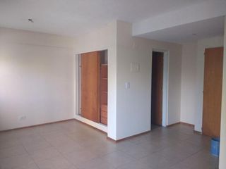 Foto 6 de Departamento en  alquiler amplio monoambiente barrio Martin