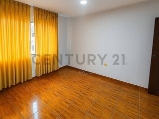 Foto 10 de Oportunidad en Zarate: Duplex de 158m2 a solo unos pasos del Tren