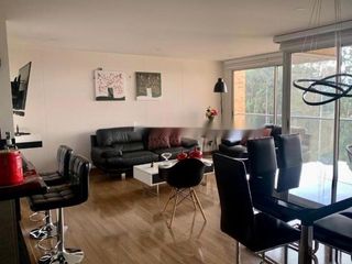 Foto 2 de VENDO APARTAMENTO EN LOS LAGARTOS, BOGOTÁ