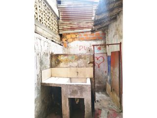 Foto 5 de SE VENDE INMUEBLE COMERCIAL EN TARAPOTO, SAN MARTN
