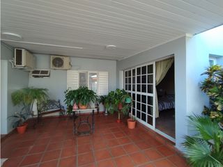Foto 5 de HERMOSA CASA EN ITAEMBE MINI