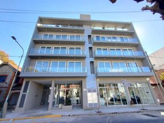 Foto 1 de Departamento en venta en Bernal Centro