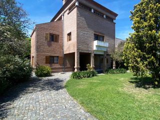 Foto 2 de CASA EN ALQUILER - CLUB DE CAMPO HACOAJ