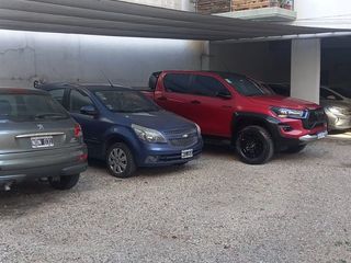 Foto 3 de Venta de cochera en excelente ubicación V. Urquiza