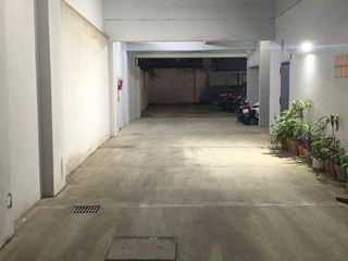 Foto 6 de Venta de cochera en excelente ubicación V. Urquiza