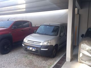 Foto 2 de Venta de cochera en excelente ubicación V. Urquiza