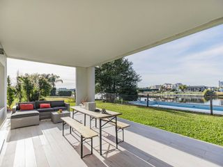 Foto 5 de CASA UNA PLANTA ALQUILER Bo S FRANCISCO AL AGUA