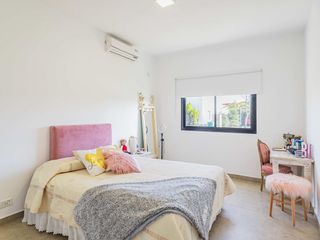 Foto 40 de CASA UNA PLANTA ALQUILER Bo S FRANCISCO AL AGUA