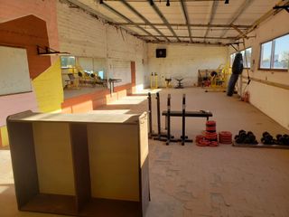 Foto 1 de PH en venta La Plata - Galpón, depósito