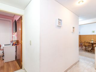 Foto 4 de Casa en PB C/garage, jardín y quincho
