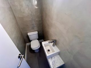Foto 8 de VENTA CASA 4 AMB + DEPENDENCIA EL CANTON NORTE