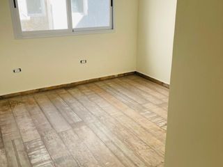 Foto 12 de Triplex en Adrogue