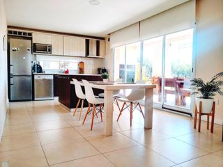 Foto 13 de Exclete Casa de 200 m² C/s Muebles en San Gabriel Terreno 840 m²