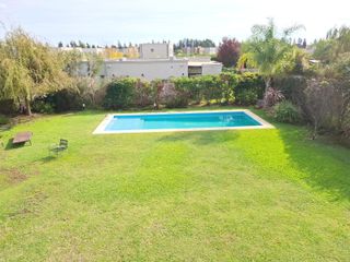 Foto 3 de Exclete Casa de 200 m² C/s Muebles en San Gabriel Terreno 840 m²