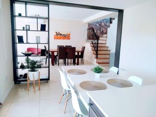 Foto 12 de Exclete Casa de 200 m² C/s Muebles en San Gabriel Terreno 840 m²
