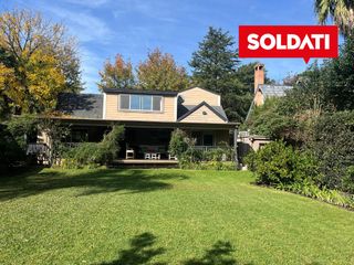 Foto 23 de Casa en venta en Laureles - hermoso jardin